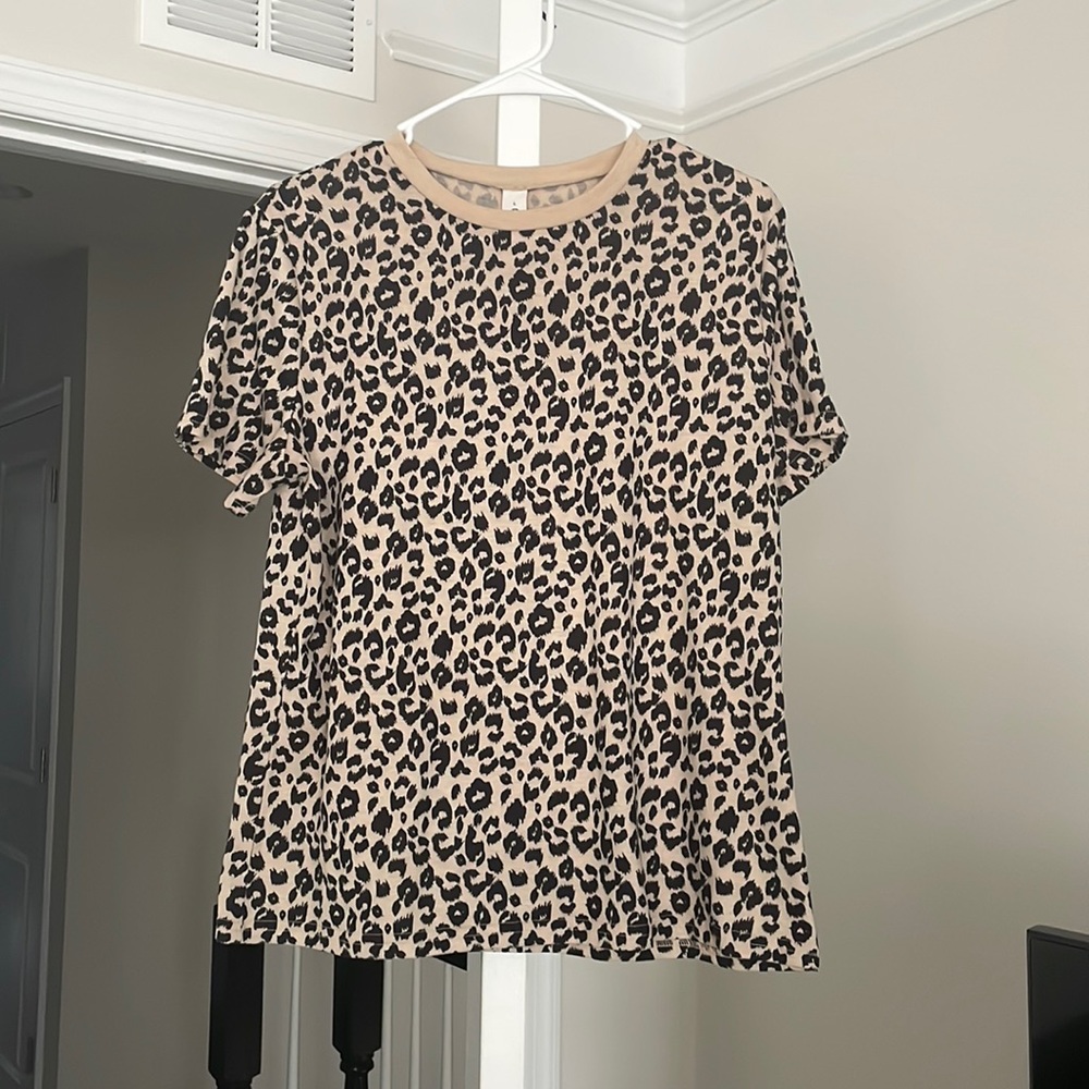 Cheetah tshirt